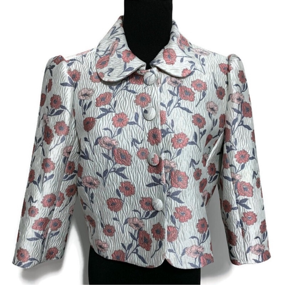 Gal Meets Glam Lola Floral Jacquard
Jacket Size 4,6.  Looking for. Not for sale